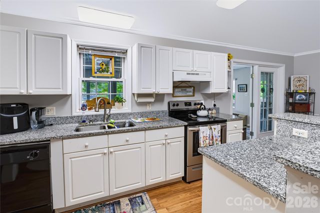 8137 Rowe Street, Catawba, NC 28609