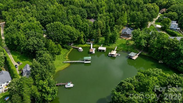 8137 Rowe Street, Catawba, NC 28609
