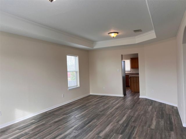 12534 Ridgecrest Dr, Willis, TX 77318