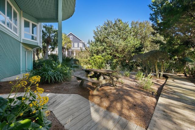 81 Ocean Green Dr., Georgetown, SC 29440