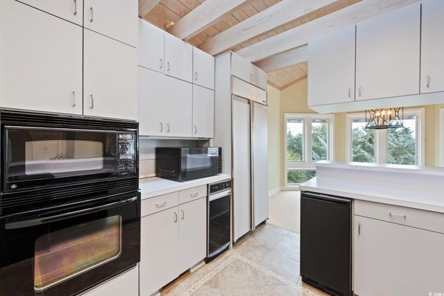 81 Ocean Green Dr., Georgetown, SC 29440