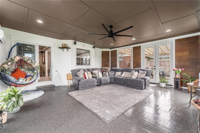 2913 Richwood Circle, Rogers, AR 72756