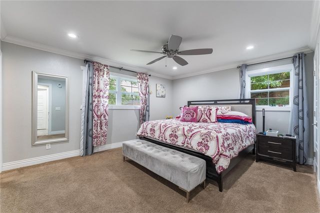 2913 Richwood Circle, Rogers, AR 72756