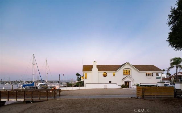 1444 W Bay, Newport Beach, CA 92661