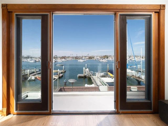 1444 W Bay, Newport Beach, CA 92661