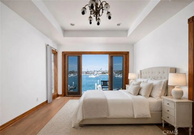 1444 W Bay, Newport Beach, CA 92661