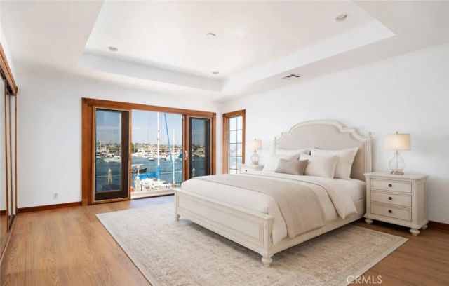 1444 W Bay, Newport Beach, CA 92661