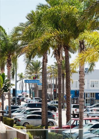 1444 W Bay, Newport Beach, CA 92661