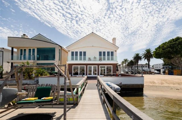 1444 W Bay, Newport Beach, CA 92661
