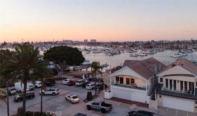 1444 W Bay, Newport Beach, CA 92661