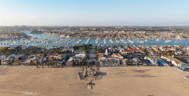 1444 W Bay, Newport Beach, CA 92661