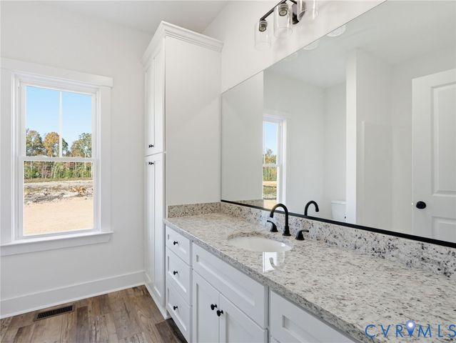 3706 Broad Street Rd, Gum Spring, VA 23065