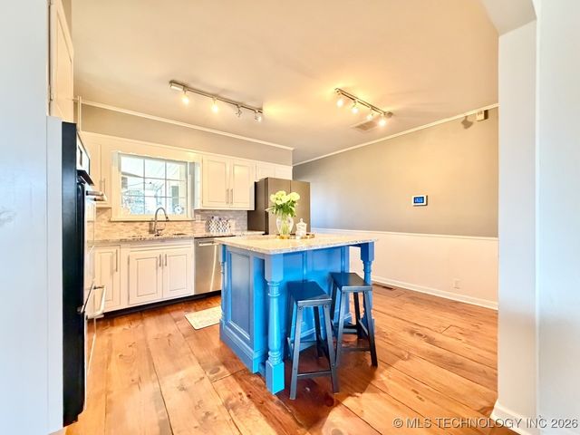 1804 S Delaware Avenue, Tulsa, OK 74104