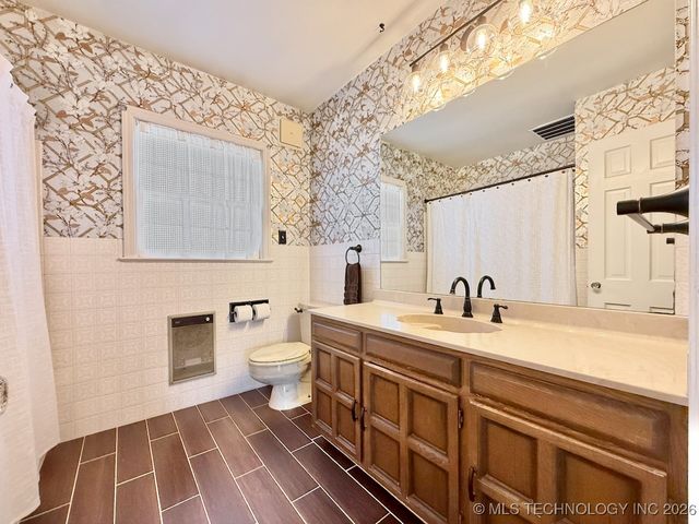 1804 S Delaware Avenue, Tulsa, OK 74104