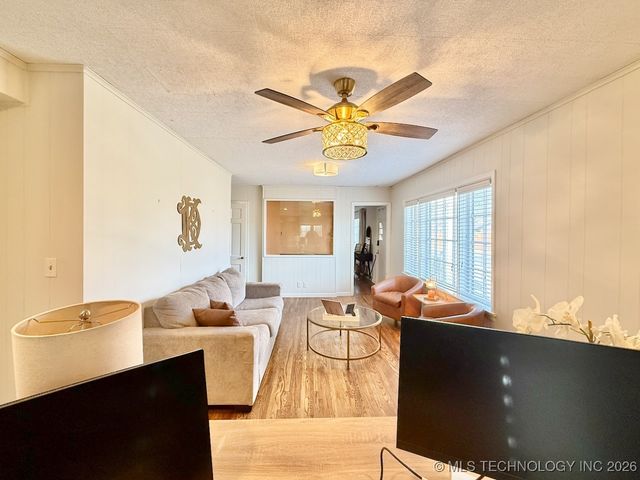 1804 S Delaware Avenue, Tulsa, OK 74104