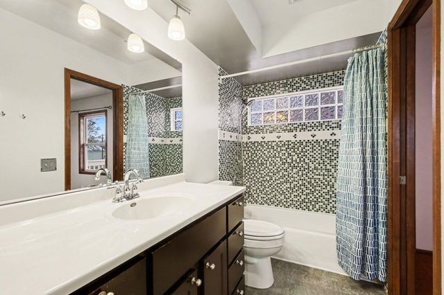 7130 Clyde Park Avenue SW, Byron Center, MI 49315