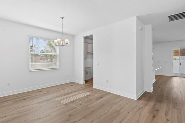 6216 29TH STREET N, St Petersburg, FL 33702