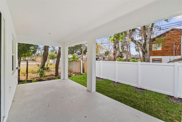 6216 29TH STREET N, St Petersburg, FL 33702