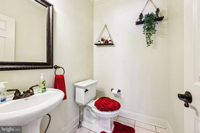 3000 LONG WAY, Easton, PA 18040