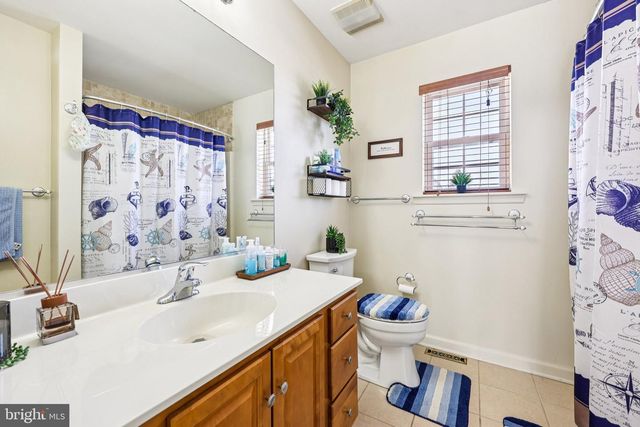 3000 LONG WAY, Easton, PA 18040