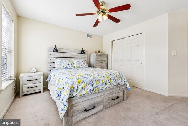 3000 LONG WAY, Easton, PA 18040