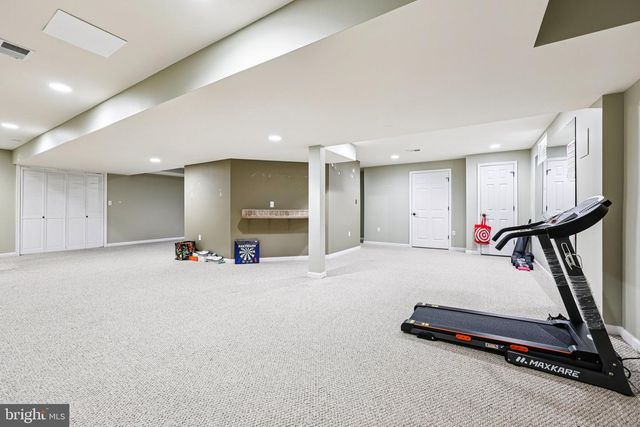 3000 LONG WAY, Easton, PA 18040