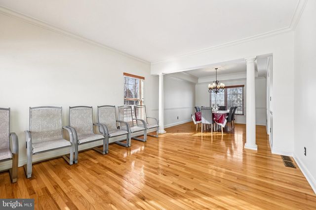 3000 LONG WAY, Easton, PA 18040