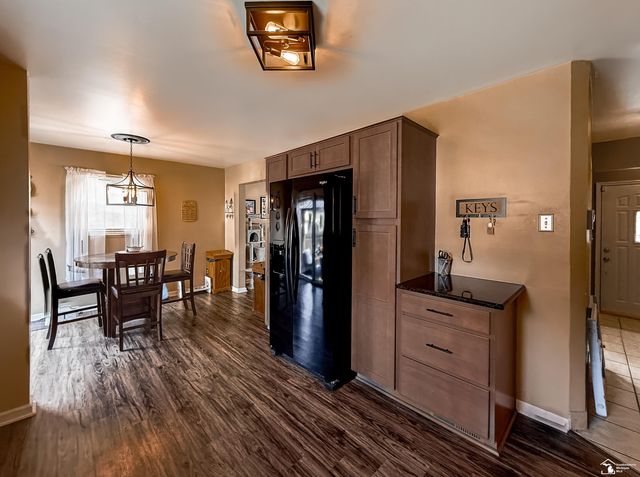 7809 Campbell Street, Taylor, MI 48180