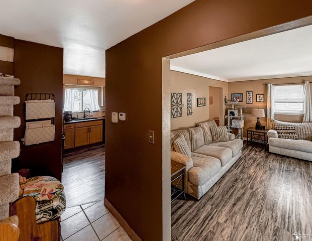 7809 Campbell Street, Taylor, MI 48180