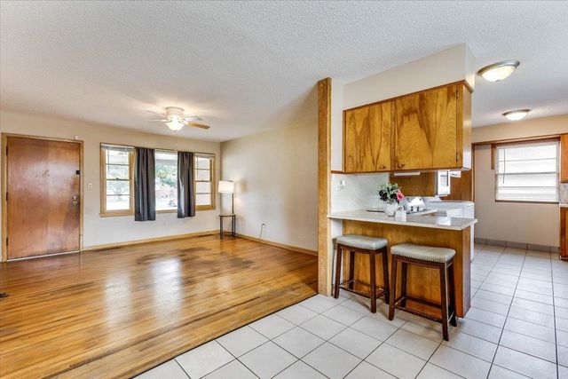 2834 S Laura St, Wichita, KS 67216