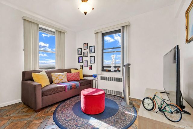 141-09 28th Avenue 6D, Flushing, NY 11354