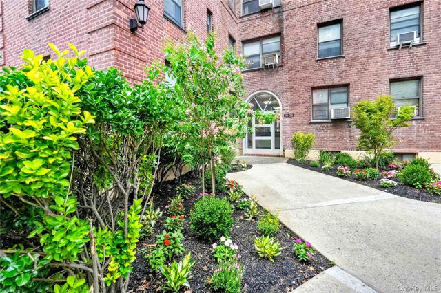141-09 28th Avenue 6D, Flushing, NY 11354