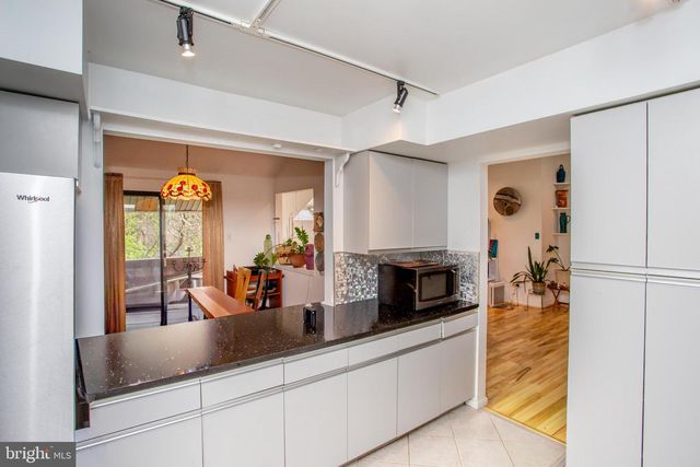 120 SWAN ST, Lambertville, NJ 08530