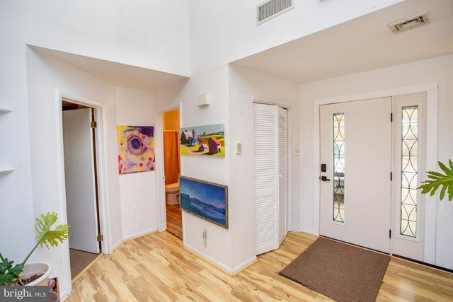 120 SWAN ST, Lambertville, NJ 08530