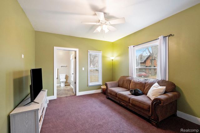 209 N Marquette Street, Durand, MI 48429