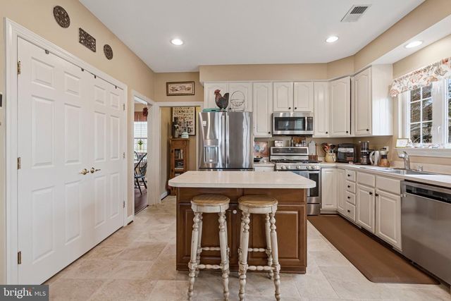 42946 GOTHAM WAY, Ashburn, VA 20147