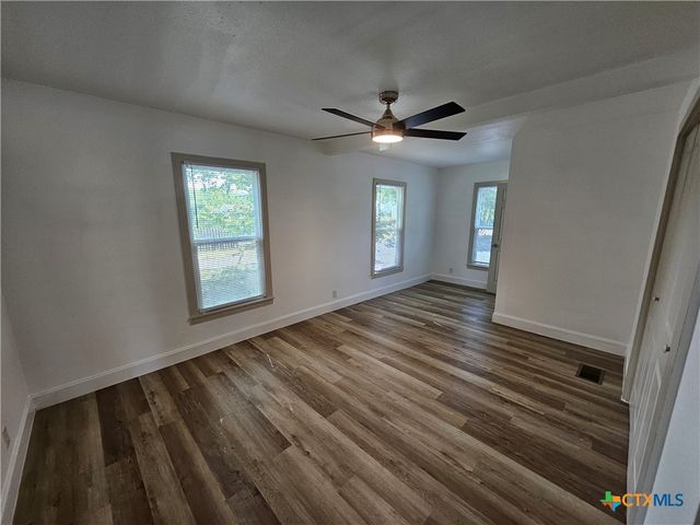 902 Duncan Avenue, Killeen, TX 76541