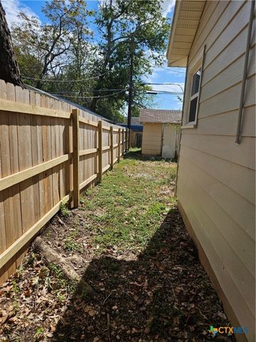 902 Duncan Avenue, Killeen, TX 76541