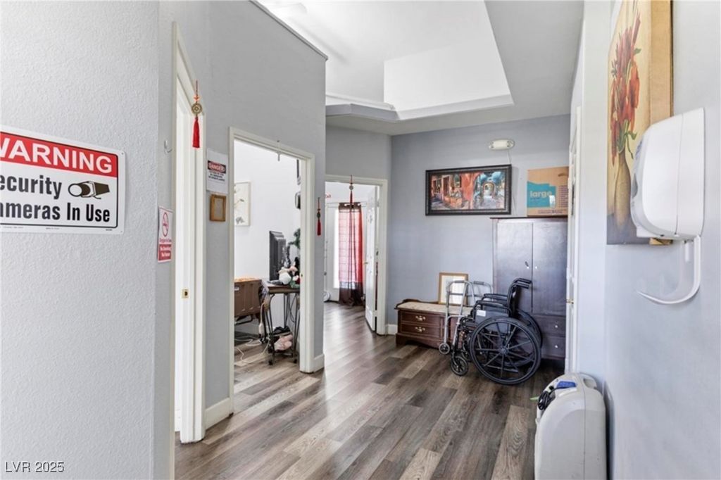 4300 Del Monte Avenue, Las Vegas, NV 89102