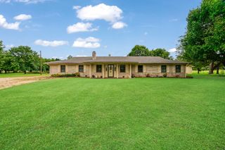 6951 Farm Road 1499, Sumner, TX 75486