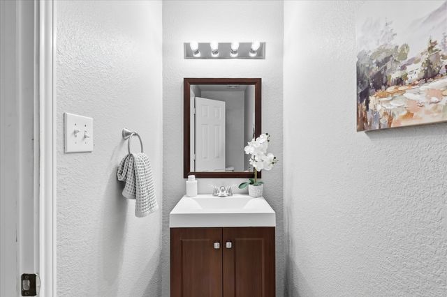 2225 Southway, Denton, TX 76207