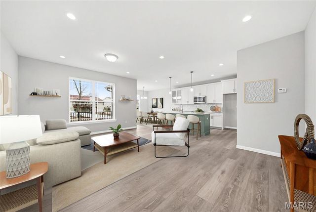 41 Pheasant Ring Drive, St Peters, MO 63376