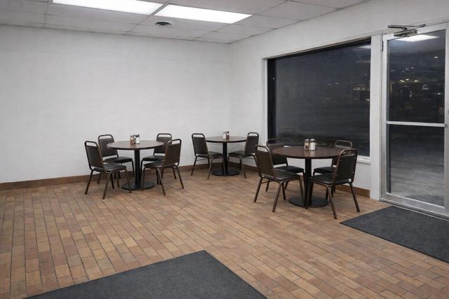 1129 N State Street, Big Rapids, MI 49307