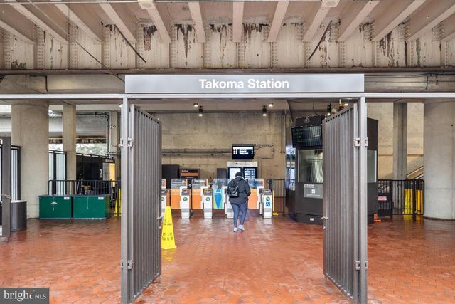 6400 9TH ST NW, Washington, DC 20012