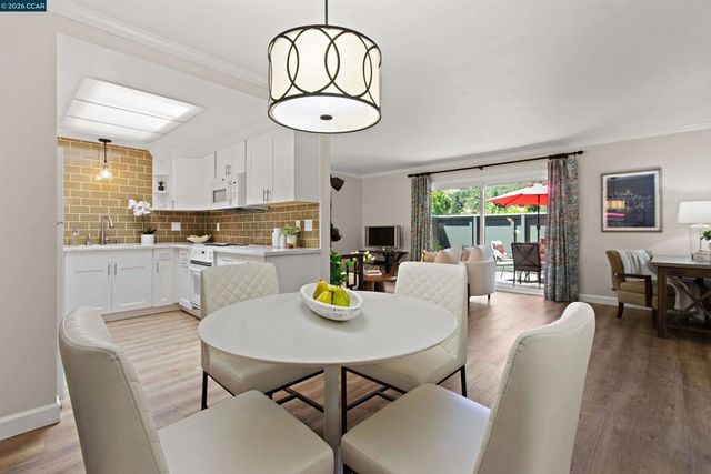 1500 Golden Rain Rd 1, Walnut Creek, CA 94595