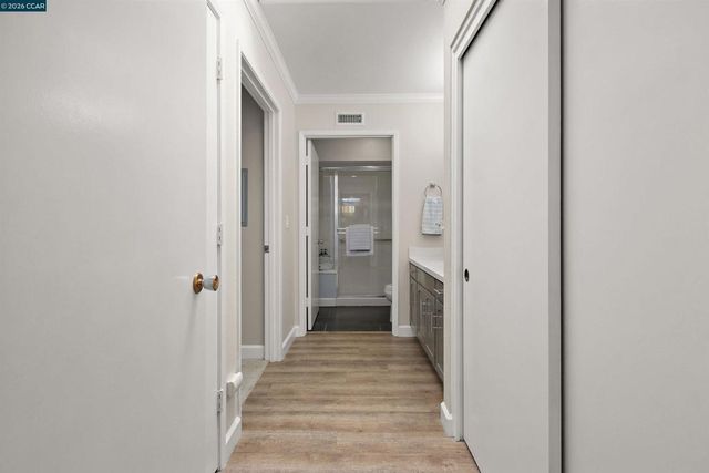 1500 Golden Rain Rd 1, Walnut Creek, CA 94595