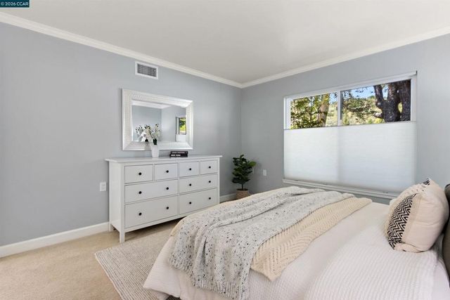 1500 Golden Rain Rd 1, Walnut Creek, CA 94595