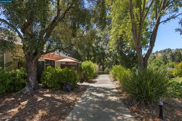 1500 Golden Rain Rd 1, Walnut Creek, CA 94595