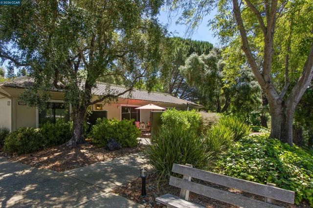1500 Golden Rain Rd 1, Walnut Creek, CA 94595