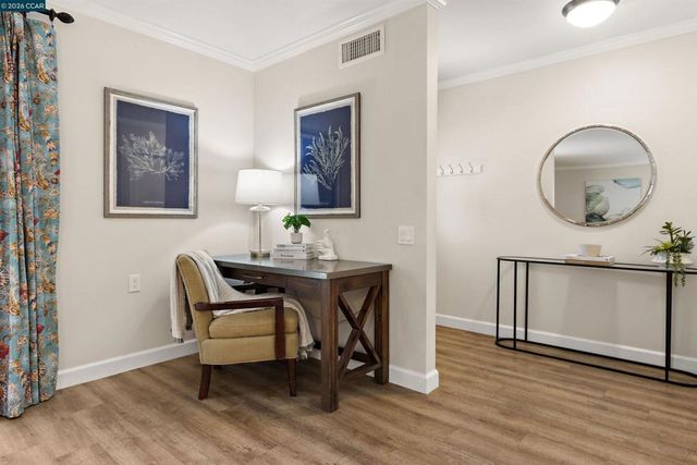 1500 Golden Rain Rd 1, Walnut Creek, CA 94595